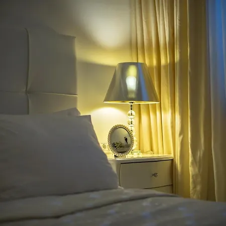 Vivaldi Deluxe Apartment